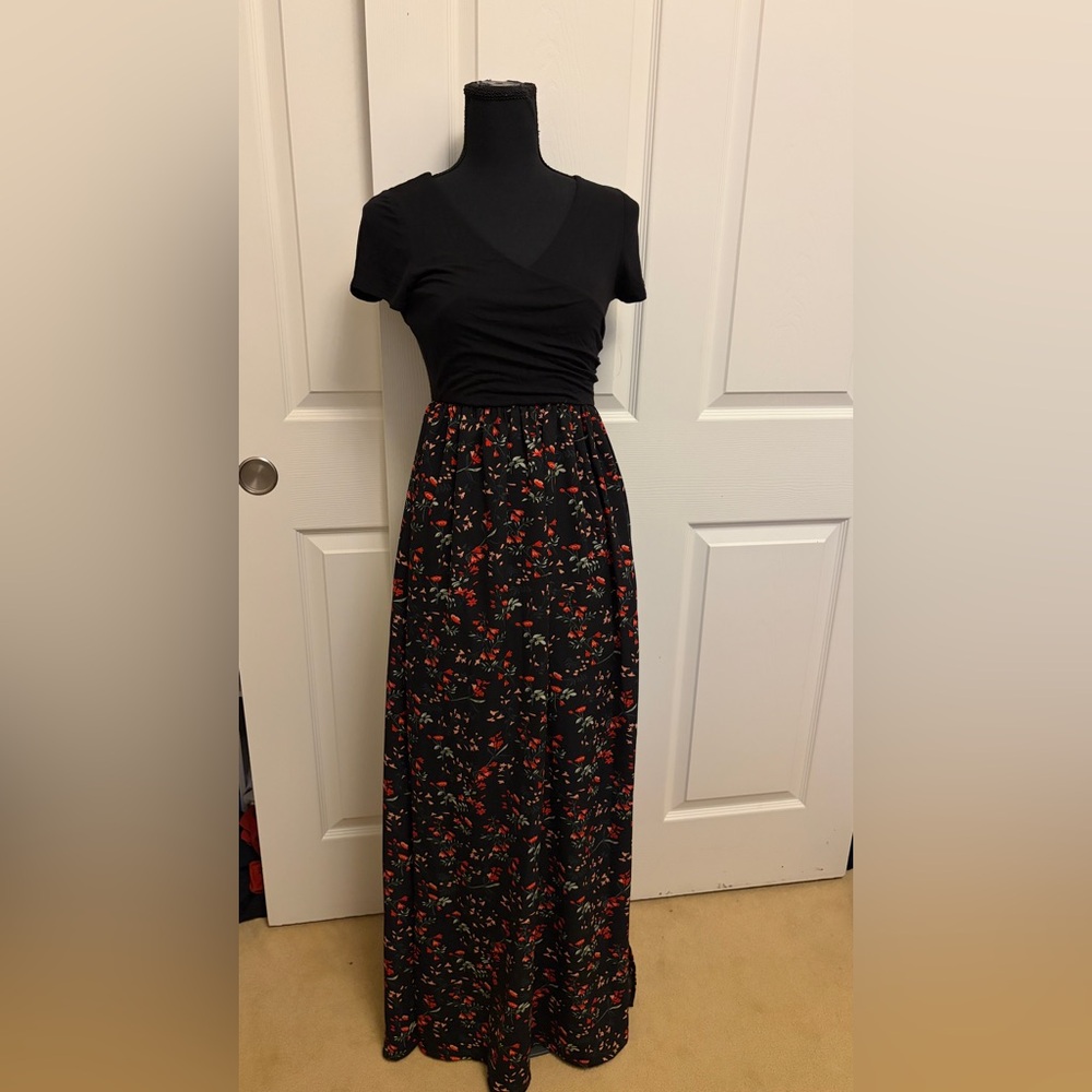 Modcloth Black and Red Floral Maxi Skirt